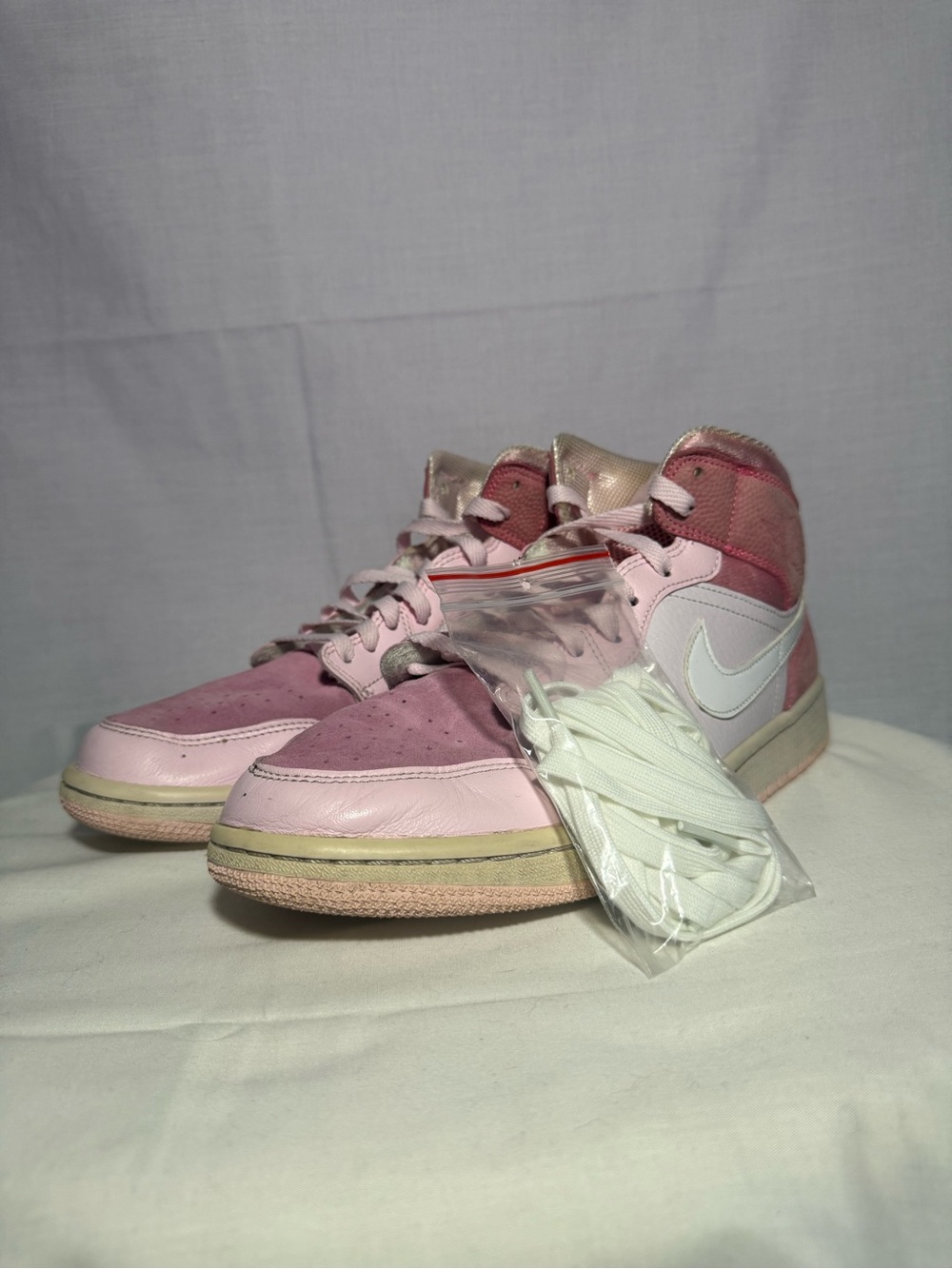 Air Jordan 1 Mid Digital Pink CW5379-600 Women’s Pink Suede Sneakers Extra Laces
